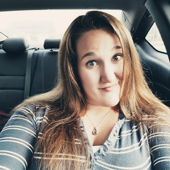 Meet the Posher💜👜💄👑 - Picture 5 of 5